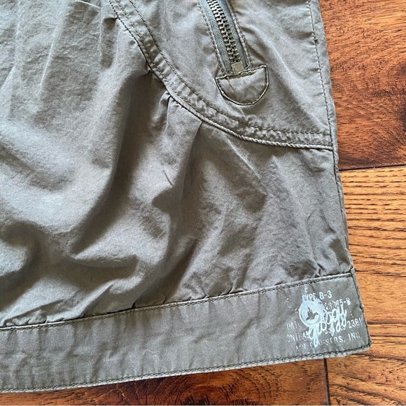 90s Y2K Vintage Groggy Olive Green Mini Skirt - Picture 3 of 15